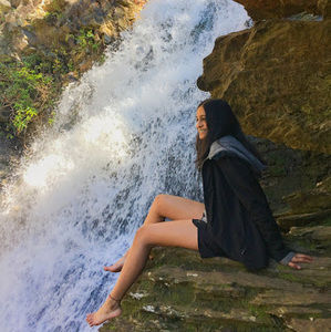 Meet your Posher, Nicole